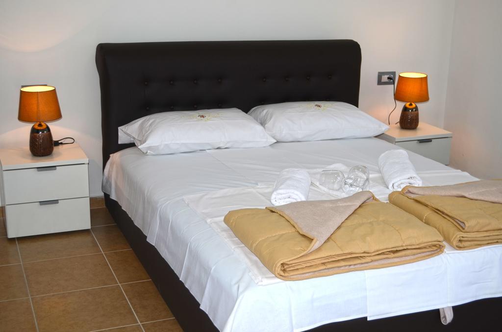 Apartments Sirena Улцин Екстериор снимка