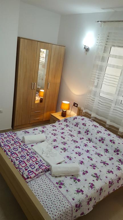 Apartments Sirena Улцин Екстериор снимка