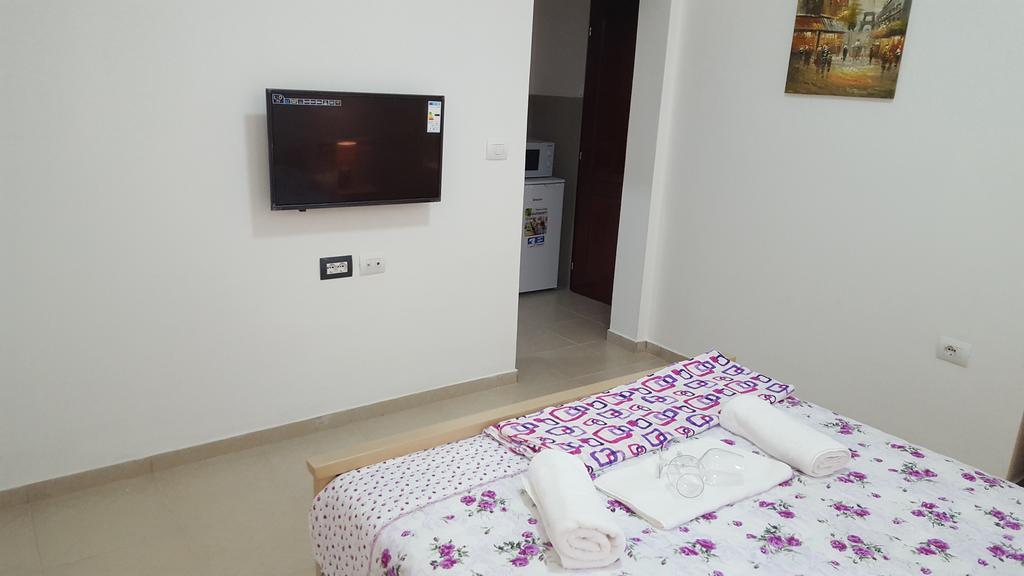 Apartments Sirena Улцин Екстериор снимка